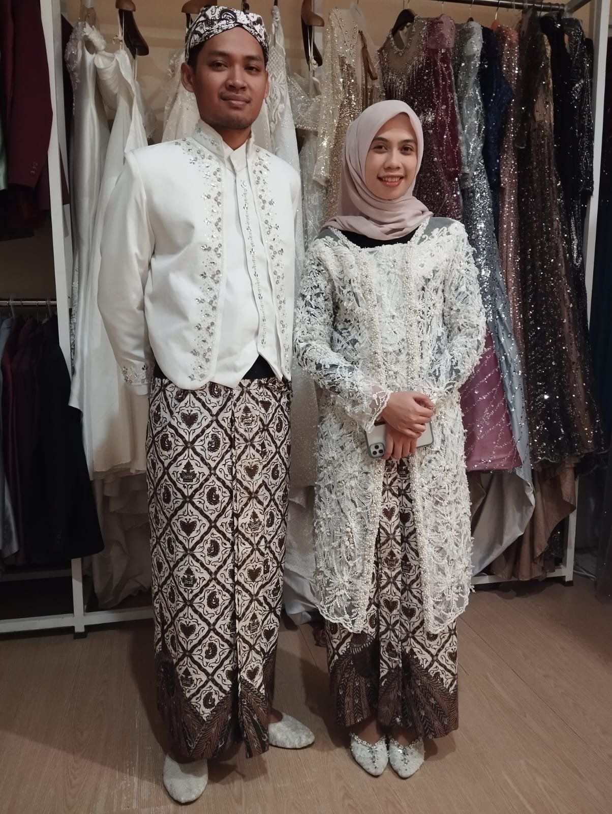 Baju Penganntin Akad (Hijab simpel)